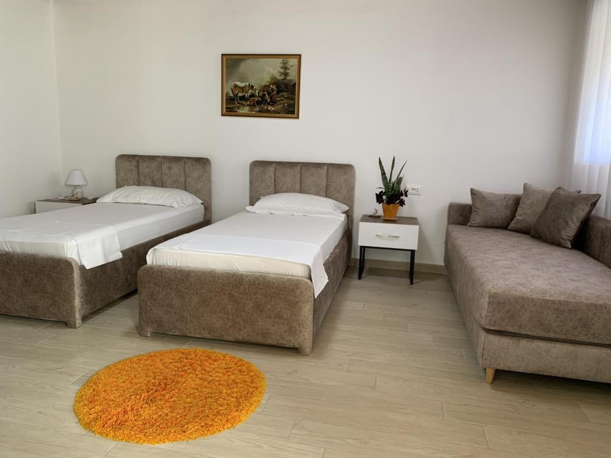 Hotel Olive House. Vlorë Exterior foto